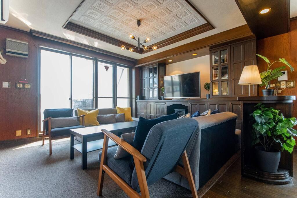 Ferienwohnung Sanacion Motomachi 7 なんばで150平米の広々空間 最大14名 Netflix見れます Ōsaka Exterior foto