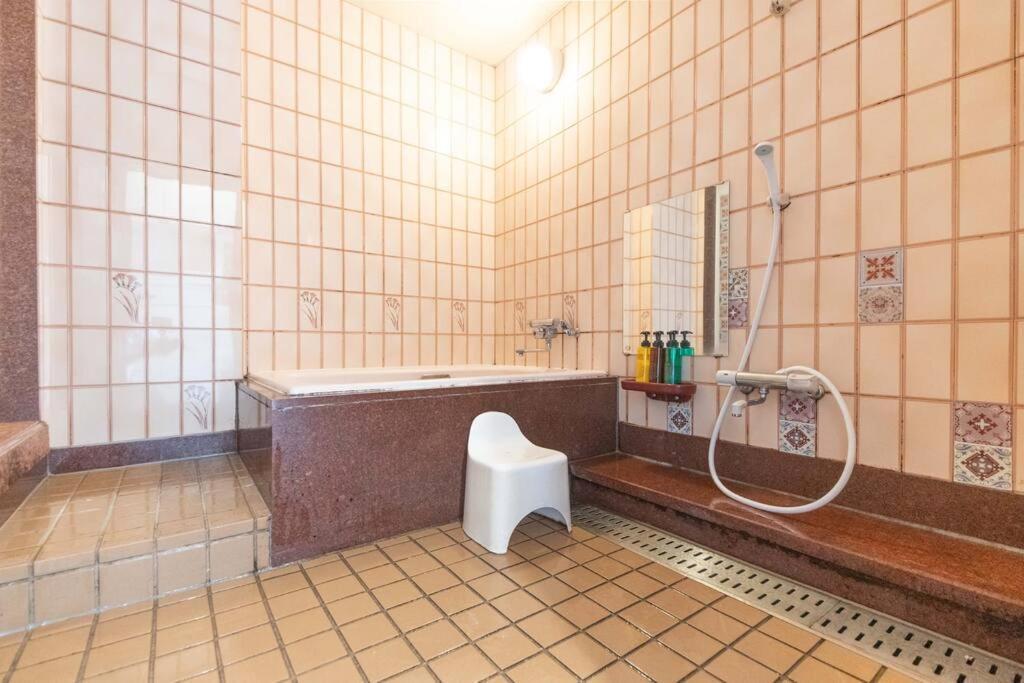 Ferienwohnung Sanacion Motomachi 7 なんばで150平米の広々空間 最大14名 Netflix見れます Ōsaka Exterior foto