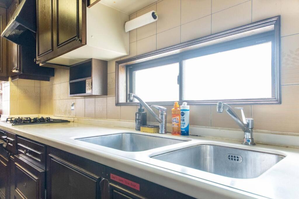 Ferienwohnung Sanacion Motomachi 7 なんばで150平米の広々空間 最大14名 Netflix見れます Ōsaka Exterior foto